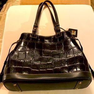 Dooney & Bourke hand bag